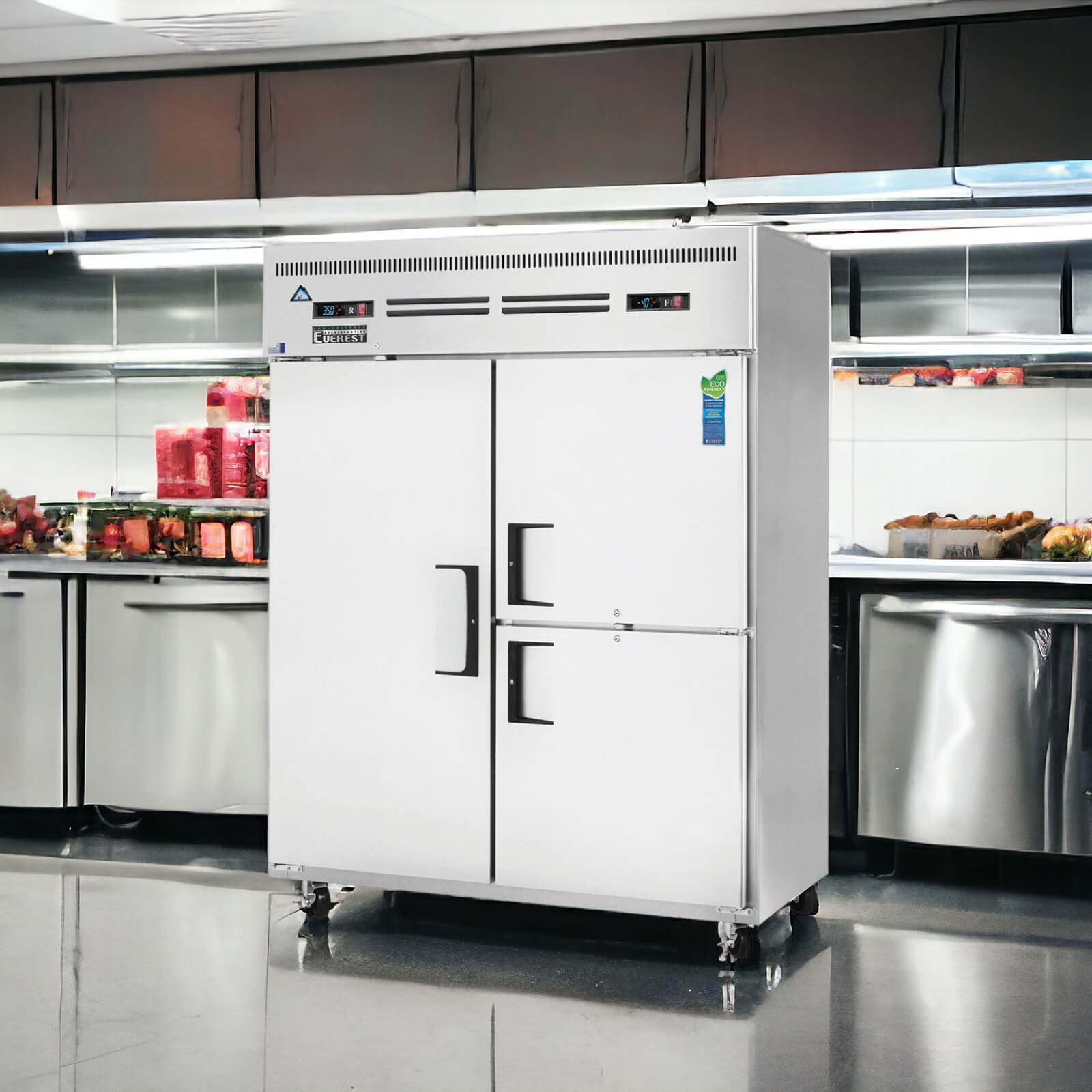 Everest ESWQ3 | 59" Wide 3 Door Reach-In Dual Temp Refrigerator/Freezer Combo