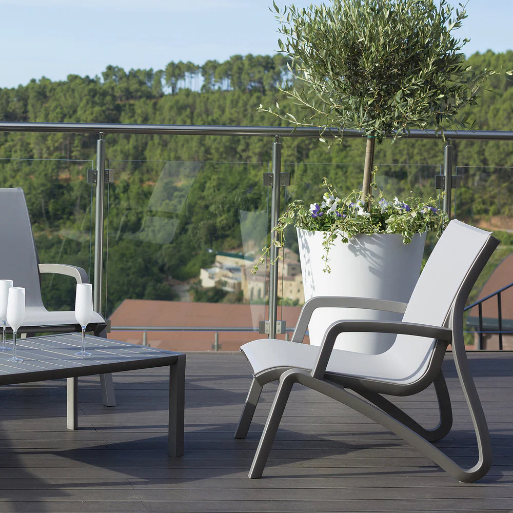 Grosfillex Sunset Armless Lounge Chair