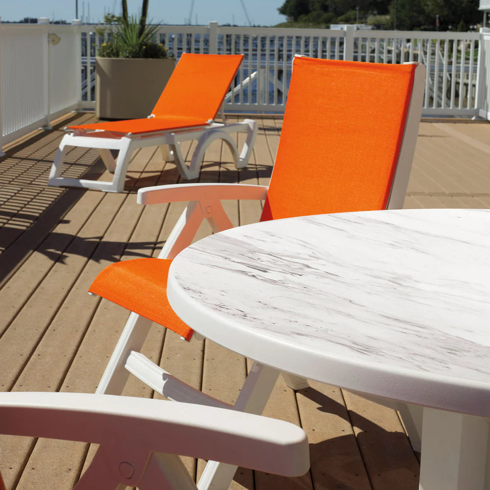 Grosfillex Aquaba 48" Round Table