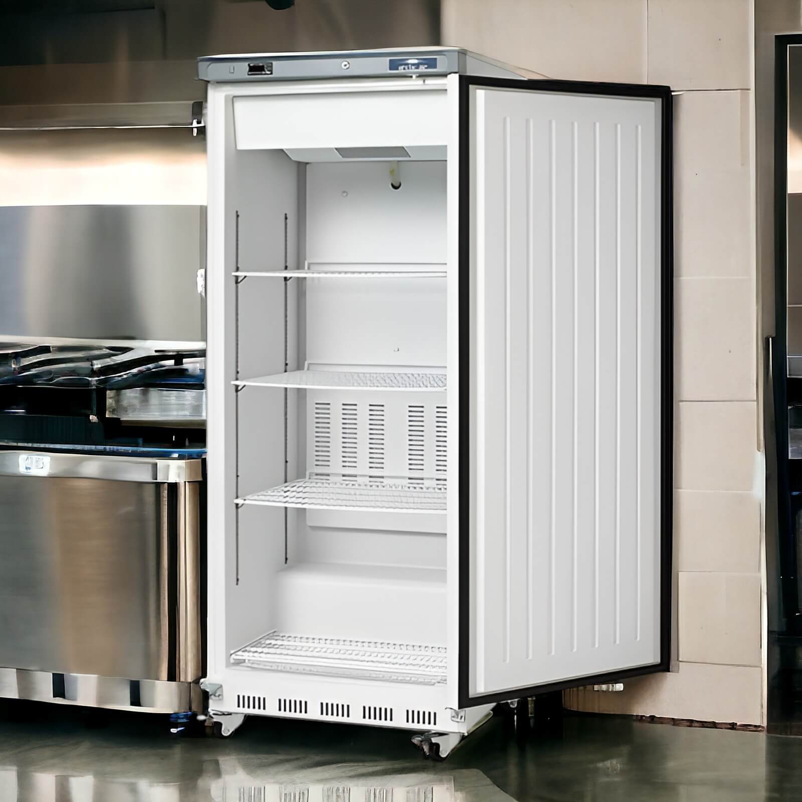 Arctic Air AWF25 | 31" Wide White 1 Door Bottom Mount Reach-In Freezer