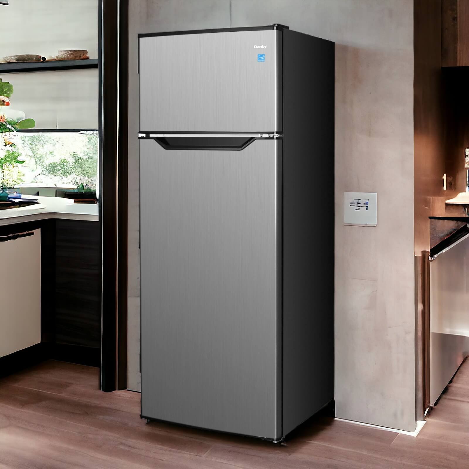 Danby | 21.44" Wide Stainless Steel Top Mount Apartment Size Refrigerator