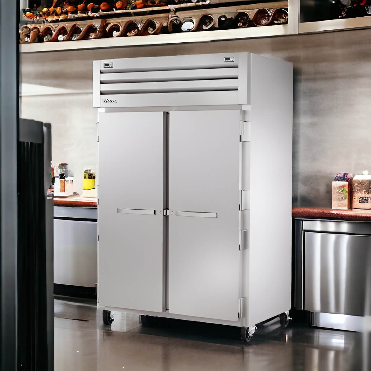True STA2DT-2S | 53" Wide 2 Door Reach-In Dual Temp Refrigerator/Freezer Combo