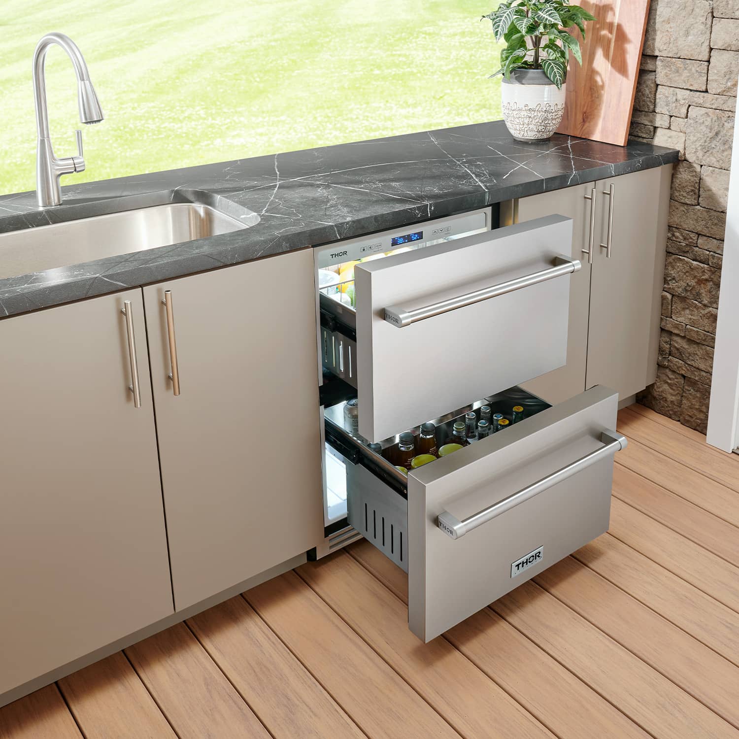 THOR TRF24U | 24" Wide Stainless Steel Indoor/Outdoor Refrigerator Drawer